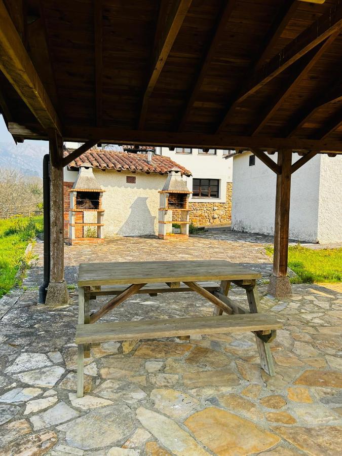 Casa La Maestra Διαμέρισμα Arriondas Εξωτερικό φωτογραφία